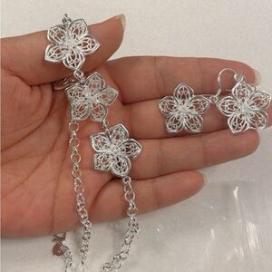 925 sterling silver Nicholas with earrings